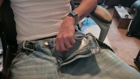 6foot7andhard online show from June 19, 2:33 pm