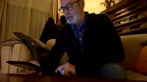 Dominique online show from February 2, 5:26 pm