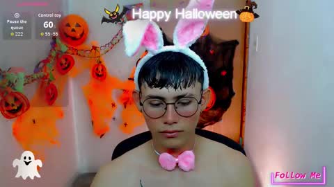 Andres online show from October 31, 9:45 am