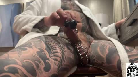 Tank Guy online show from April 9, 9:32 pm