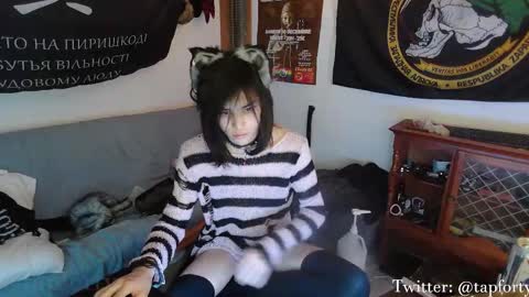 tap_forty online show from February 13, 1:23 am