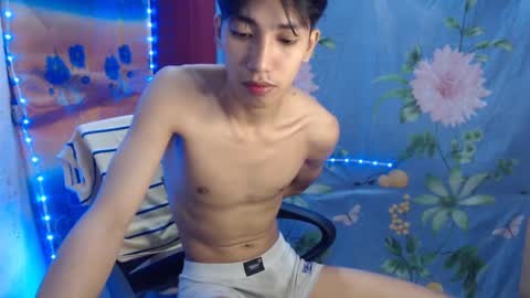 Snapshot of tastylicious_kim chatting on February 13, 1:40 am Ask me online show from February 13, 1:40 am