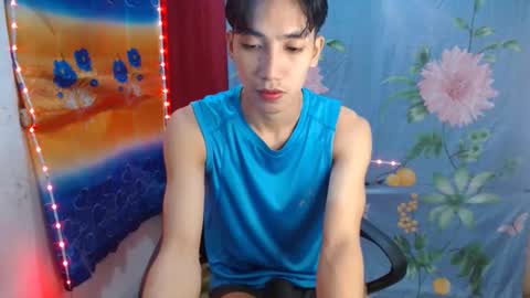 Snapshot of tastylicious_kim chatting on December 13, 7:26 am Ask me online show from December 13, 7:26 am