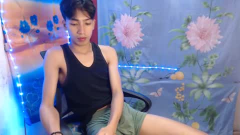 Snapshot of tastylicious_kim chatting on February 4, 1:16 pm Ask me online show from February 4, 1:16 pm