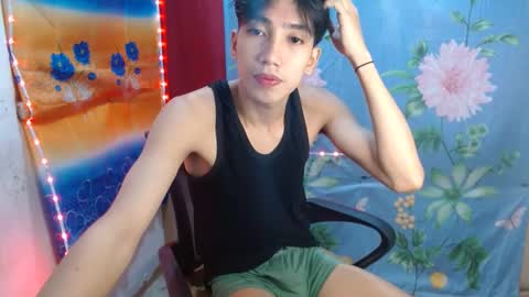 Snapshot of tastylicious_kim chatting on December 10, 1:40 am Ask me online show from December 10, 1:40 am