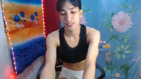 Snapshot of tastylicious_kim chatting on December 8, 10:08 am Ask me online show from December 8, 10:08 am