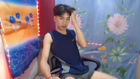 Snapshot of tastylicious_kim chatting on January 8, 1:00 am Ask me online show from January 8, 1:00 am