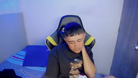 T A T A N online show from March 7, 12:08 am