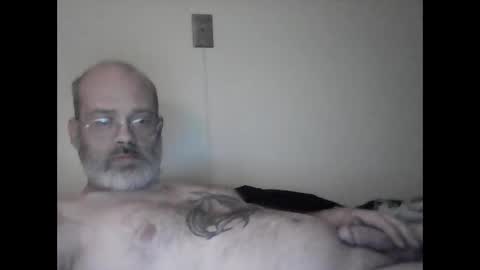 Snapshot of tattedpanther chatting on December 11, 5:12 am tattedpanther online show from December 11, 5:12 am