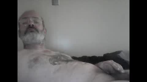 Snapshot of tattedpanther chatting on December 21, 5:18 pm tattedpanther online show from December 21, 5:18 pm