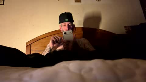 tattoosnsmoke1111 online show from November 30, 10:28 am