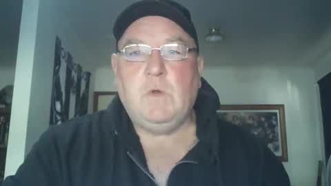 tattzsexy online show from November 5, 10:45 pm