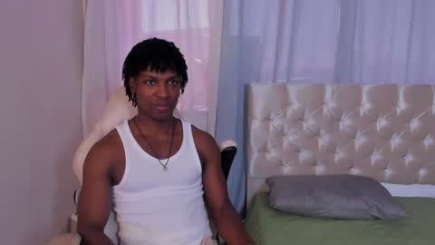 tau_montes online show from December 4, 4:03 pm