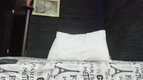 Snapshot of taurus_boy1 chatting on February 1, 1:23 am  T A U R U S  online show from February 1, 1:23 am