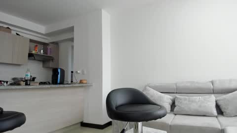 Snapshot of taurus_boy1 chatting on September 14, 12:18 pm  T A U R U S  online show from September 14, 12:18 pm