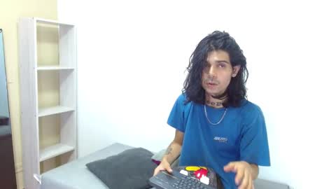 tayler online show from March 2, 2:19 am