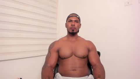 Snapshot of tayler_waka chatting on January 15, 1:56 am Tyler online show from January 15, 1:56 am