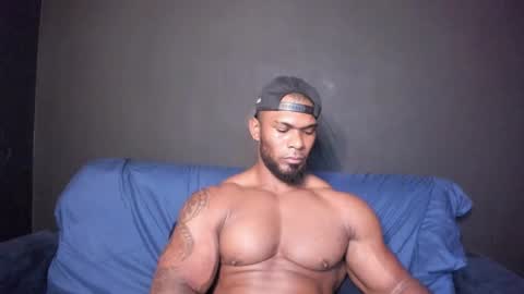 Snapshot of tayler_waka chatting on October 15, 11:56 pm Tyler online show from October 15, 11:56 pm