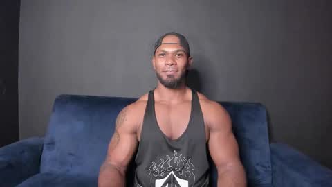 Snapshot of tayler_waka chatting on October 1, 10:46 pm Tyler online show from October 1, 10:46 pm