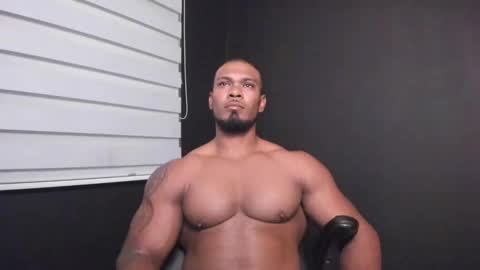 Snapshot of tayler_waka chatting on January 24, 12:52 am Tyler online show from January 24, 12:52 am