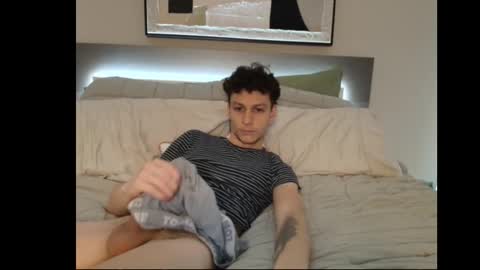 taylorcamz online show from November 15, 2:24 am