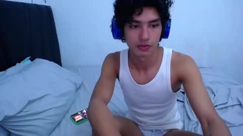 Tayron online show from January 15, 2:17 am