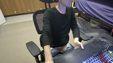 Snapshot of tbone_93 chatting on October 15, 1:35 am Tbone online show from October 15, 1:35 am