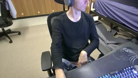 Snapshot of tbone_93 chatting on October 17, 1:53 am Tbone online show from October 17, 1:53 am