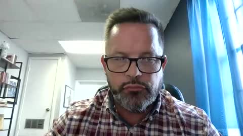 tdhawk87 online show from December 16, 9:33 pm