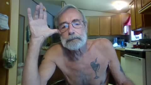 Snapshot of teak4u chatting on December 4, 4:27 pm Teak online show from December 4, 4:27 pm