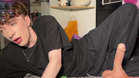 Yan     online show from June 29, 6:19 pm