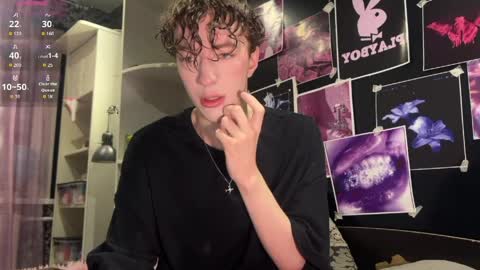 Yan     online show from March 29, 11:16 pm