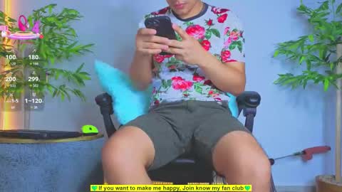 Snapshot of teddy_cowboy chatting on October 3, 2:27 am  Follow me on Twitter boys ryder and instagram teddyscoot 12  online show from October 3, 2:27 am