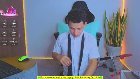Snapshot of teddy_cowboy chatting on September 28, 8:45 am  Follow me on Twitter boys ryder and instagram teddyscoot 12  online show from September 28, 8:45 am