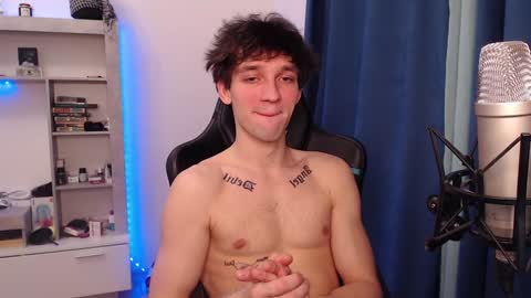 Teddy online show from December 18, 1:05 am