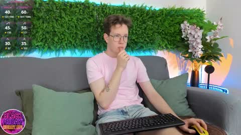 Teddy online show from November 30, 8:05 am