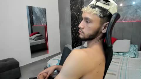 Tedy online show from March 11, 9:00 pm