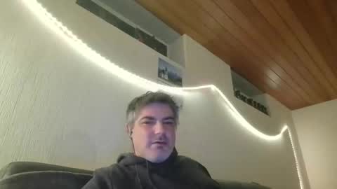 Peter online show from March 5, 5:07 am