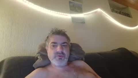 Peter online show from October 3, 6:57 pm