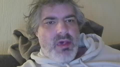 Peter online show from April 9, 2:09 am