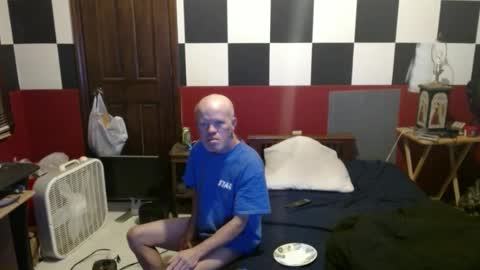 Snapshot of terdy2366 chatting on December 9, 1:29 am terdy2366 online show from December 9, 1:29 am