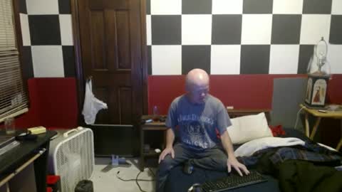 Snapshot of terdy2366 chatting on December 18, 6:21 am terdy2366 online show from December 18, 6:21 am