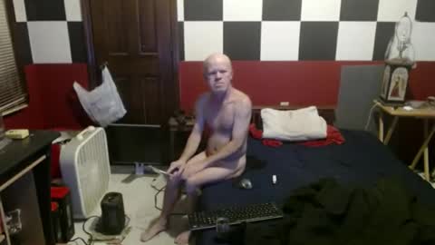 Snapshot of terdy2366 chatting on December 22, 7:33 am terdy2366 online show from December 22, 7:33 am