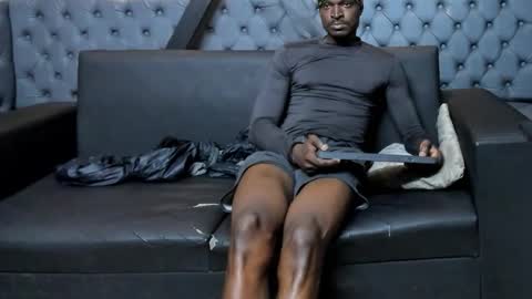 terranze_z online show from January 5, 8:12 pm