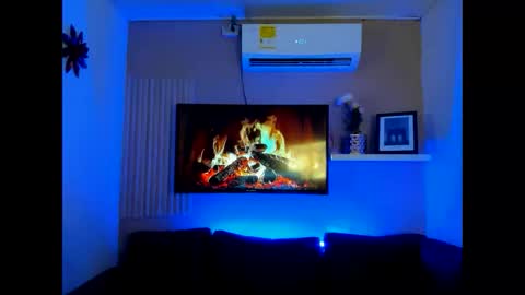 tessachains online show from January 15, 2:04 am