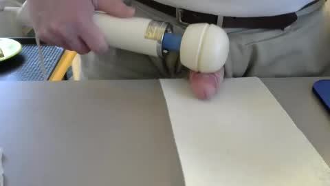 Test the Chat online show from December 7, 6:15 pm