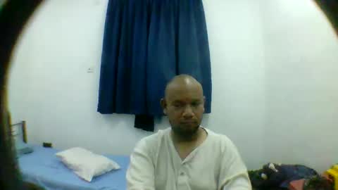 yours online show from October 25, 6:53 pm