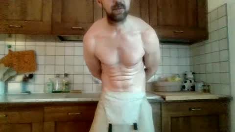 Snapshot of testosterone20222 chatting on January 17, 12:10 pm Testosterone20 online show from January 17, 12:10 pm