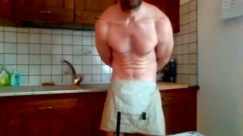 Snapshot of testosterone20222 chatting on February 4, 11:16 am Testosterone20 online show from February 4, 11:16 am