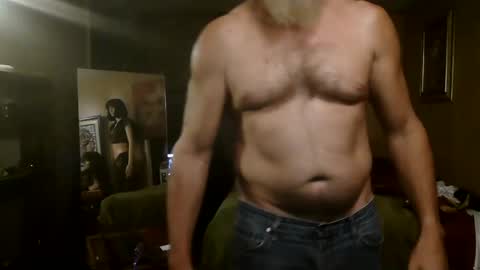 Snapshot of tha_commander69 chatting on December 29, 2:21 pm tha Commander69 online show from December 29, 2:21 pm